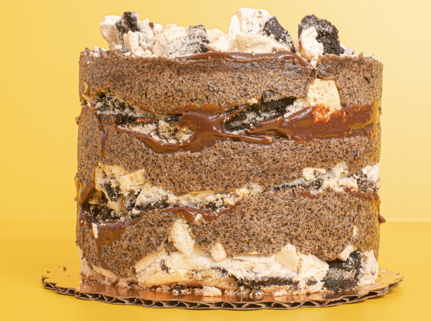 Oreo™ Pavlova Cake